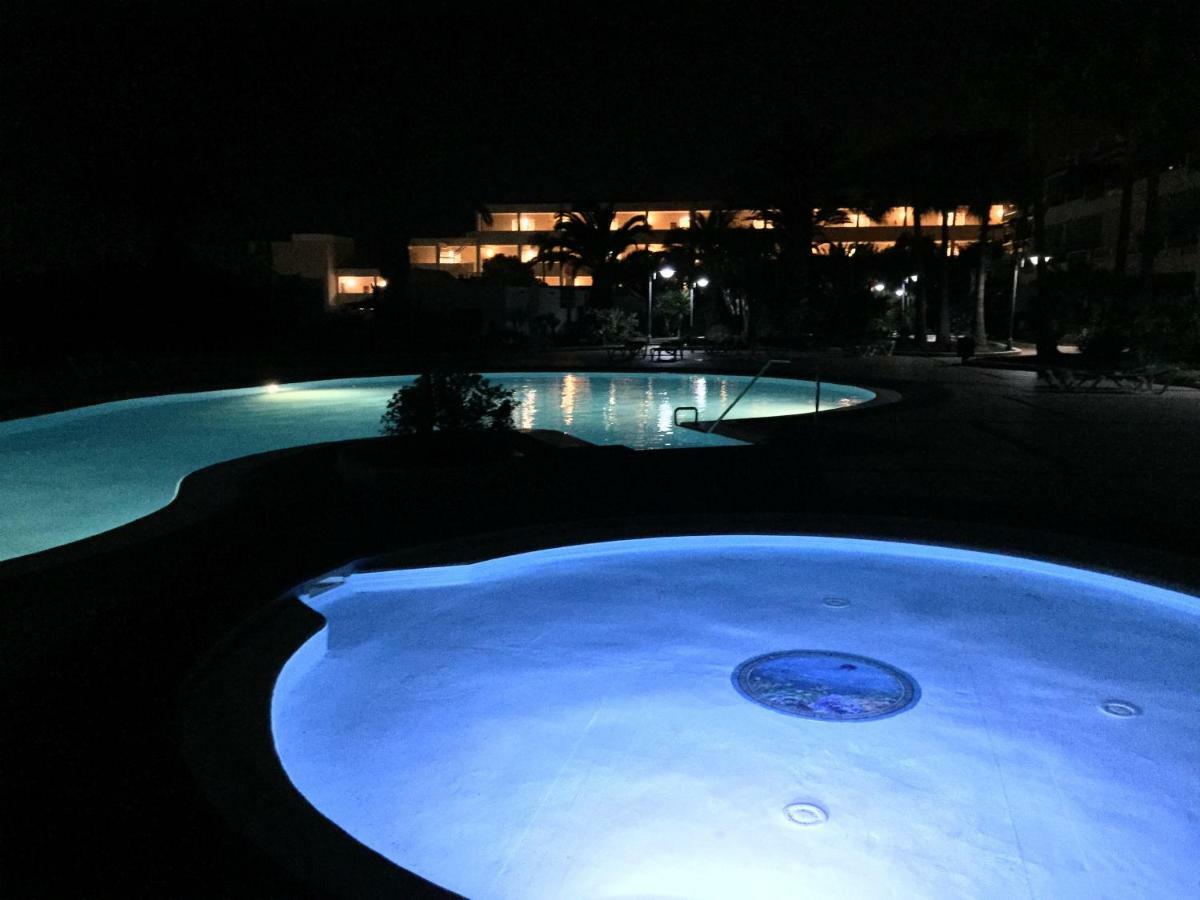 Reby Bastian Beach Costa Teguise Bagian luar foto