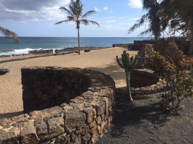 Reby Bastian Beach Costa Teguise Bagian luar foto